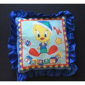 Tweety vintage 14” X 14” pillow For Kids